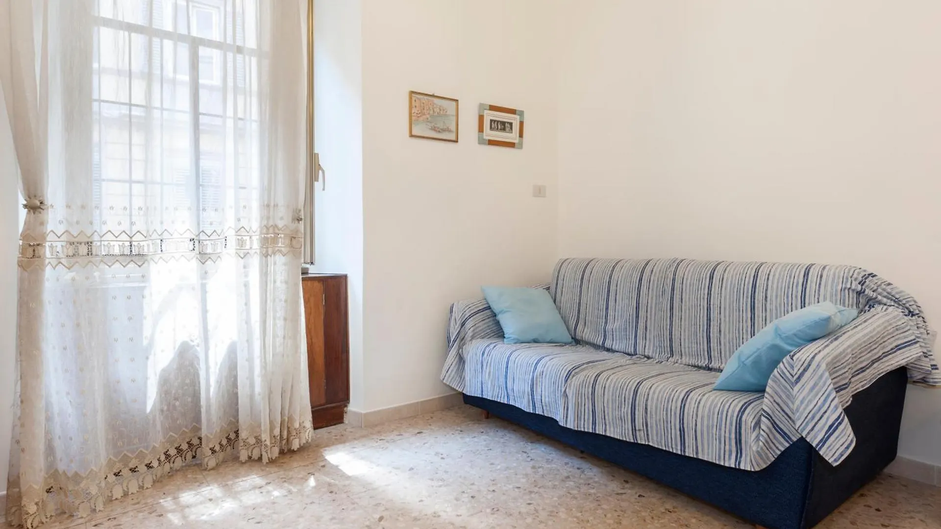 Apartment Ferienwohnung Casa Vacanze Riccardo Rom